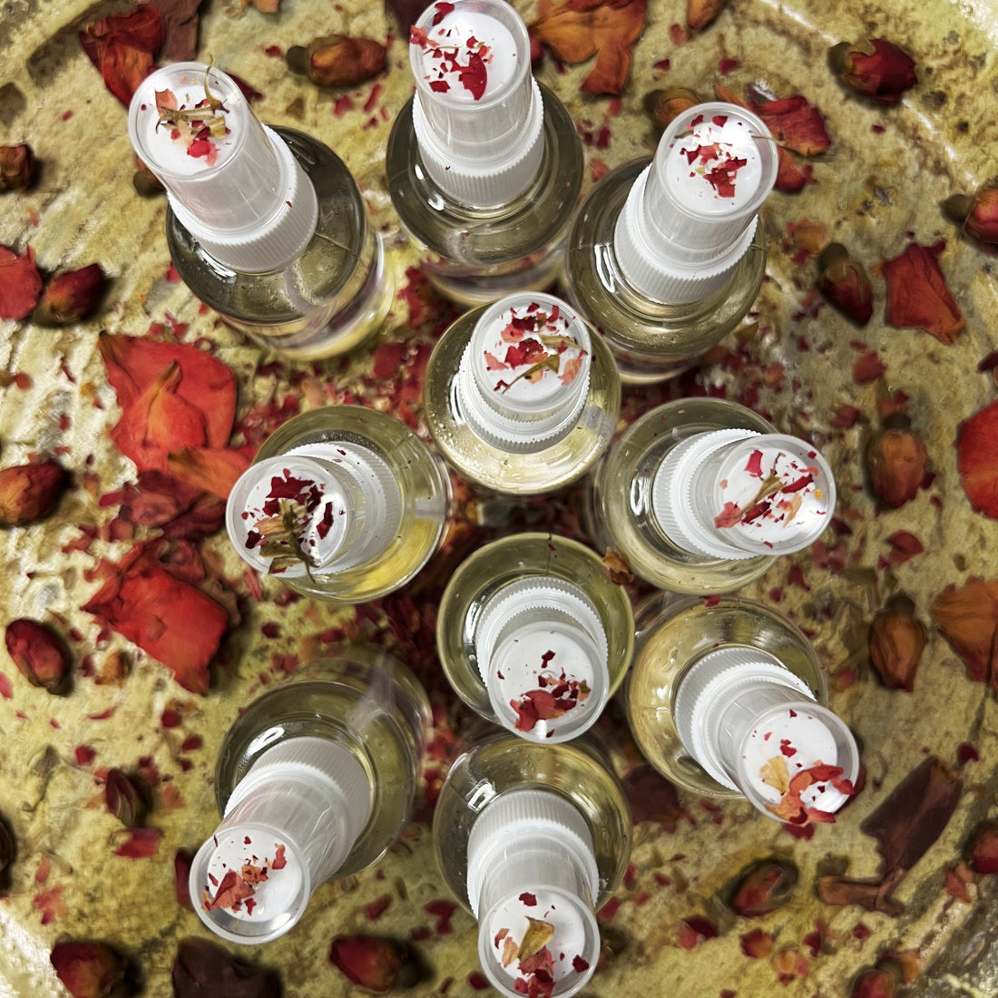 herbal product Rose &amp; Palo Santo Spray